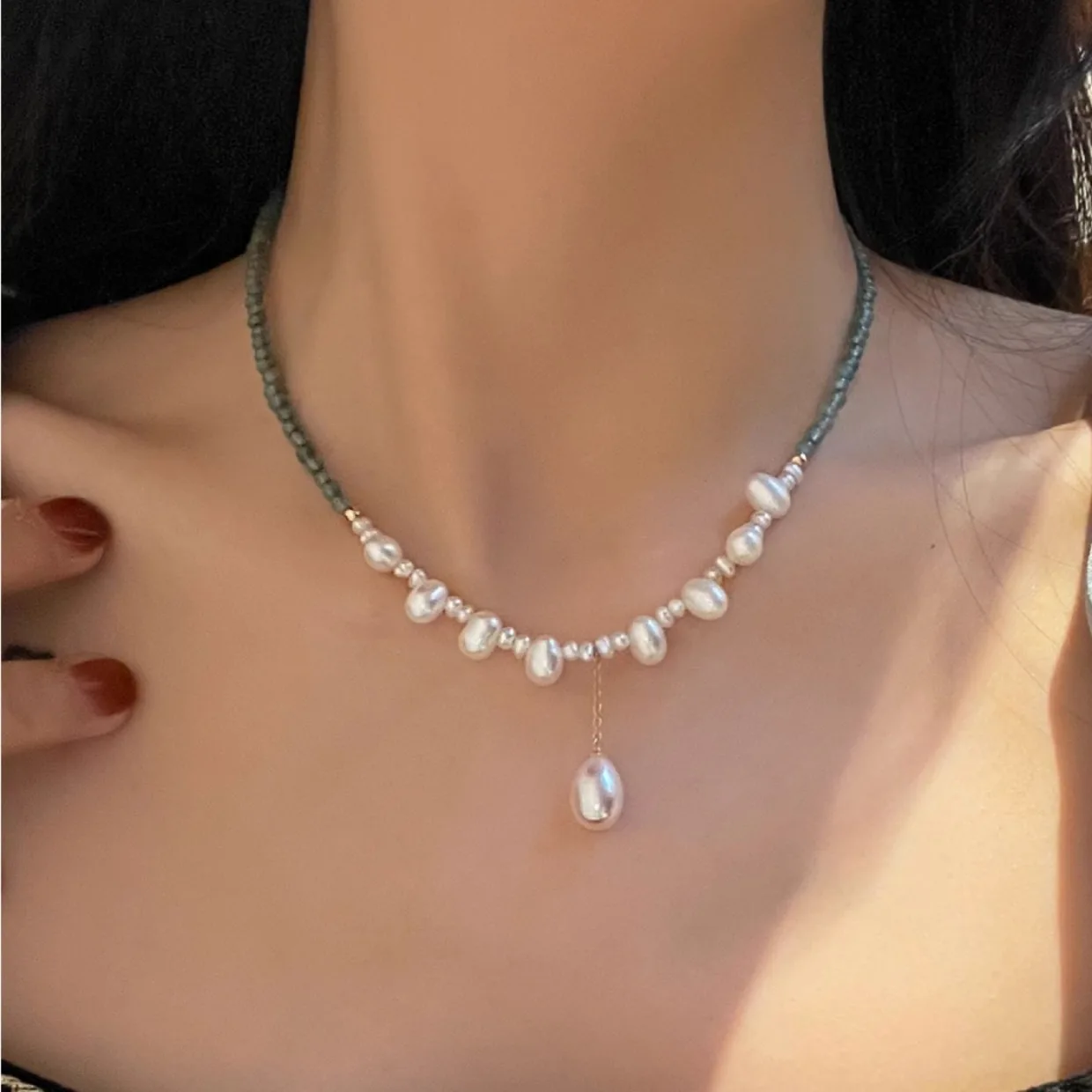 Hot Sell Fashion Water Drop Style Natural Freshwater Pearl Prehnite Beads 14K Gold Filled Lady Pendant Necklace Girlfriend Gifts
Hot Sell Fashion Water Drop Style Natural Freshwater Pearl Prehnite Beads 14K Gold Filled Lady Pendant Necklace Girlfriend Gifts