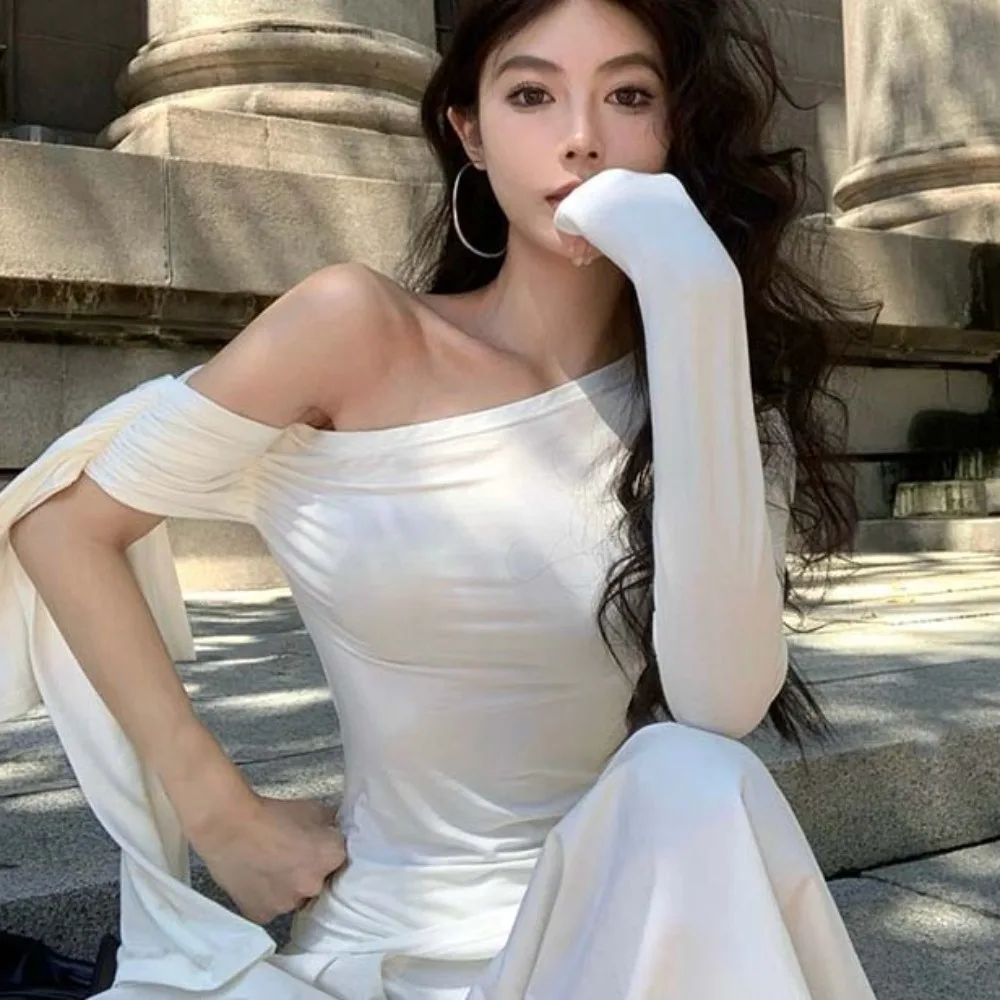 Spicy Girl Sexy Slanted Shoulder Crop Tops Tight-Fitting Ribbon Off Shoulder Tops Long Sleeved Slimming Y2K T-shirts Streetwear
Spicy Girl Sexy Slanted Shoulder Crop Tops Tight-Fitting Ribbon Off Shoulder Tops Long Sleeved Slimming Y2K T-shirts Streetwear