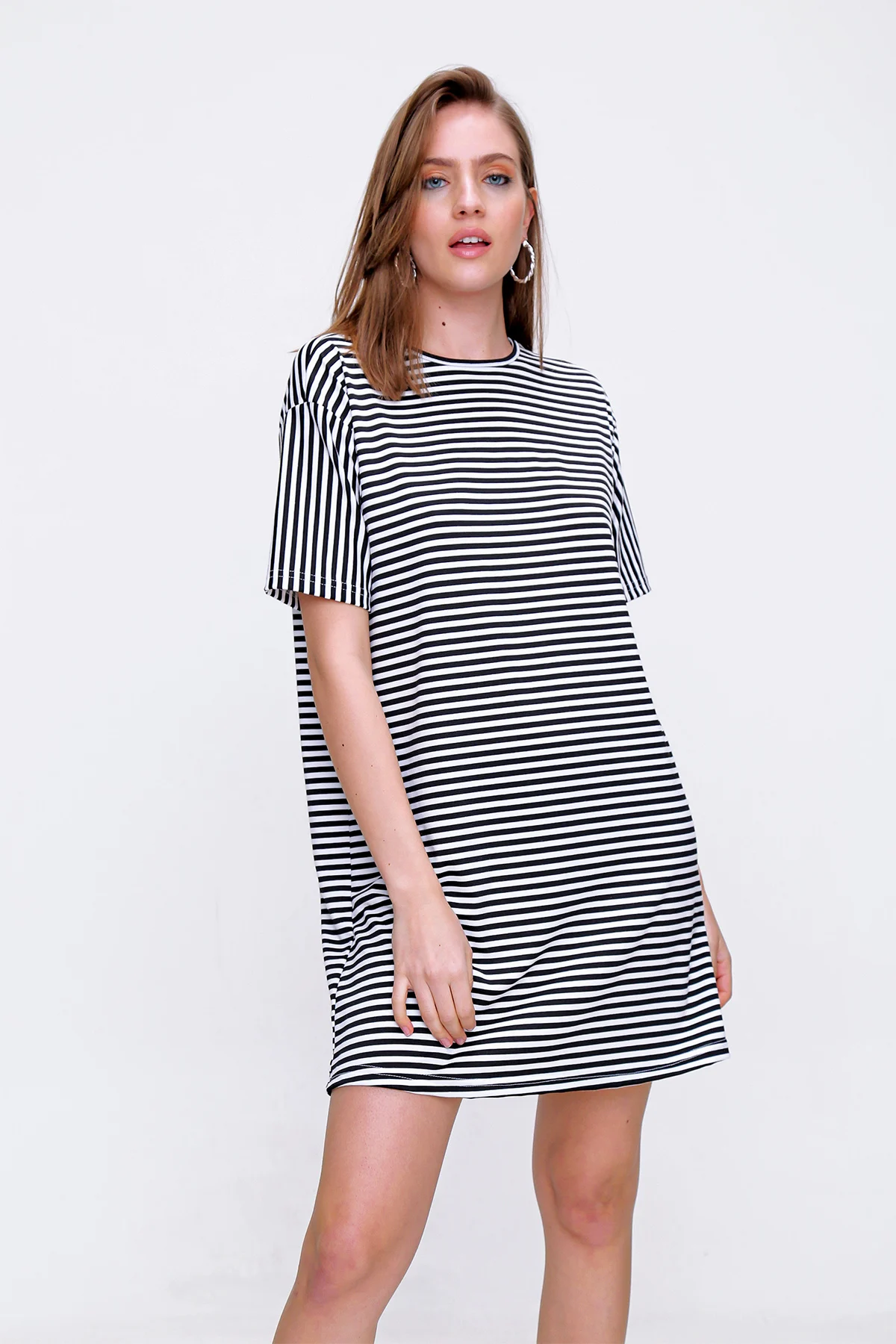 Line Pattern Oversize T-shirt 2021 Summer Spring Women 'S T-Shirt Fashion Tops Sexy Print Ladies top
Line Pattern Oversize T-shirt 2021 Summer Spring Women 'S T-Shirt Fashion Tops Sexy Print Ladies top