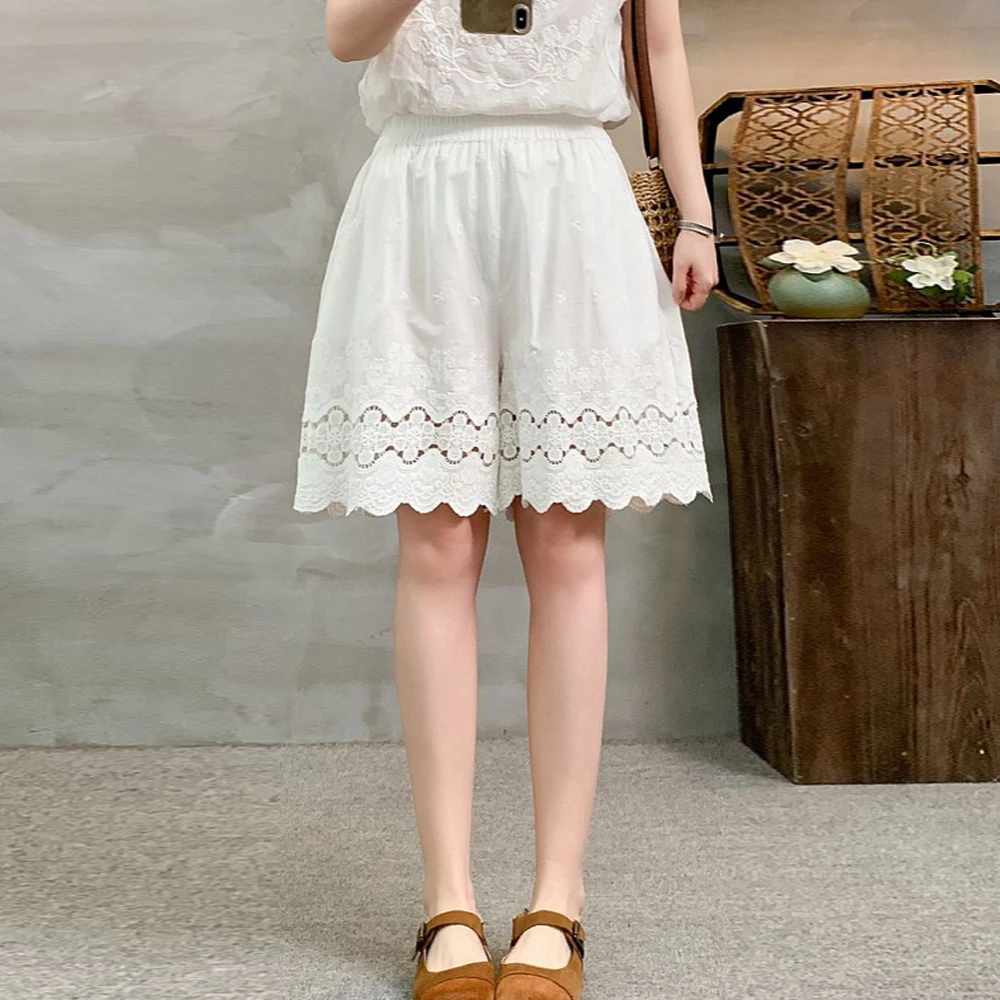 Women Summer New Sweet Mori Girl Embroidery Hollow Out Cotton Shorts Solid Color Elastic Waist Casual Loose Shorts
Women Summer New Sweet Mori Girl Embroidery Hollow Out Cotton Shorts Solid Color Elastic Waist Casual Loose Shorts