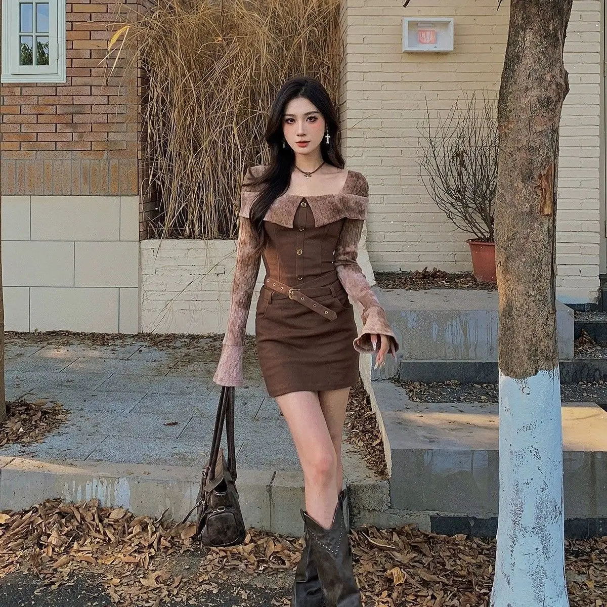 Retro Style One-Shoulder Design Dress Women Autumn New Maillard Niche Waist Slimming A-Line Skirt
Retro Style One-Shoulder Design Dress Women Autumn New Maillard Niche Waist Slimming A-Line Skirt