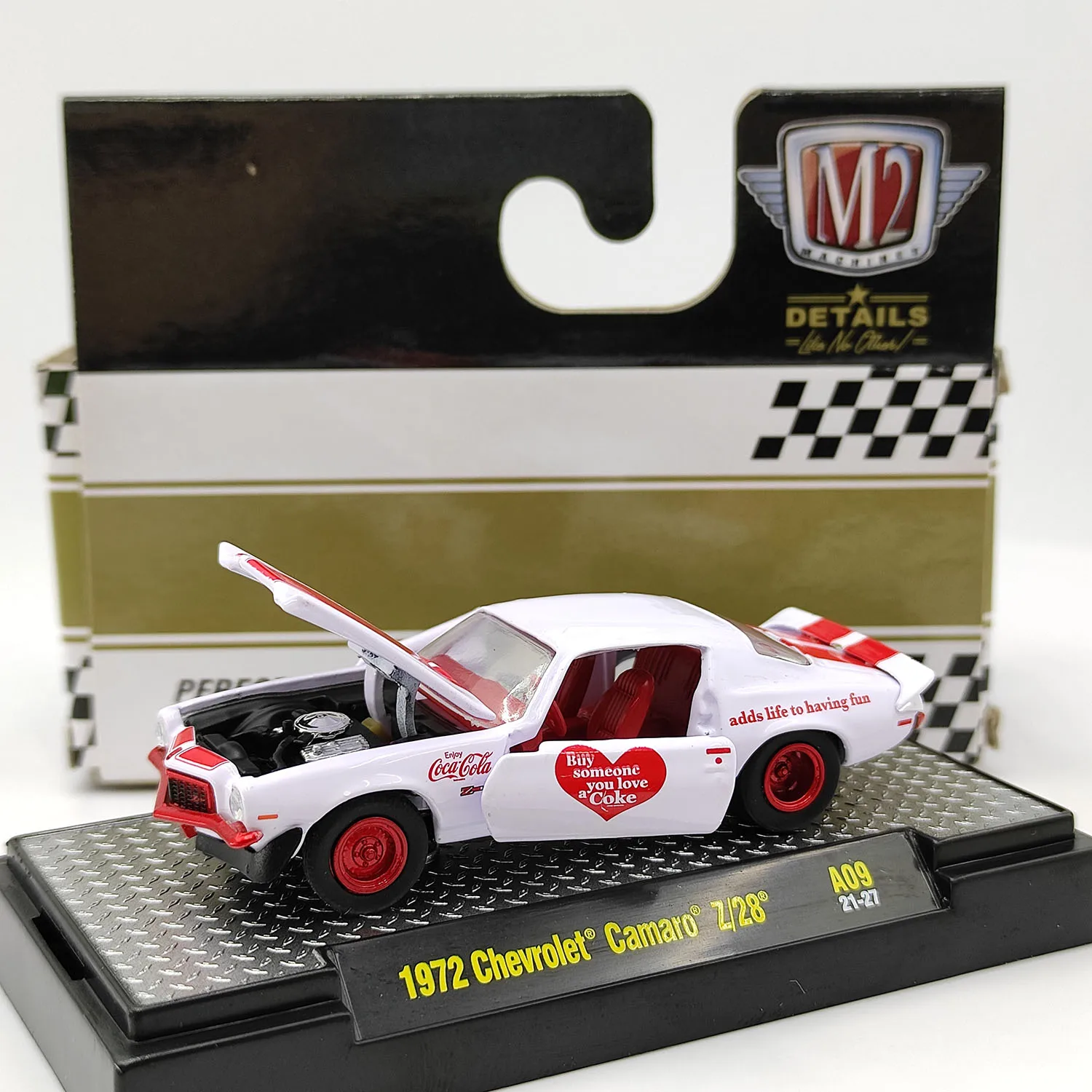 Diecast M2 1/64 Scale 1972 Chevrolet Camaro Z/ 28-degree Red-wheel Three-door Alloy Automobile Model Collectible Toy Gift
Diecast M2 1/64 Scale 1972 Chevrolet Camaro Z/ 28-degree Red-wheel Three-door Alloy Automobile Model Collectible Toy Gift