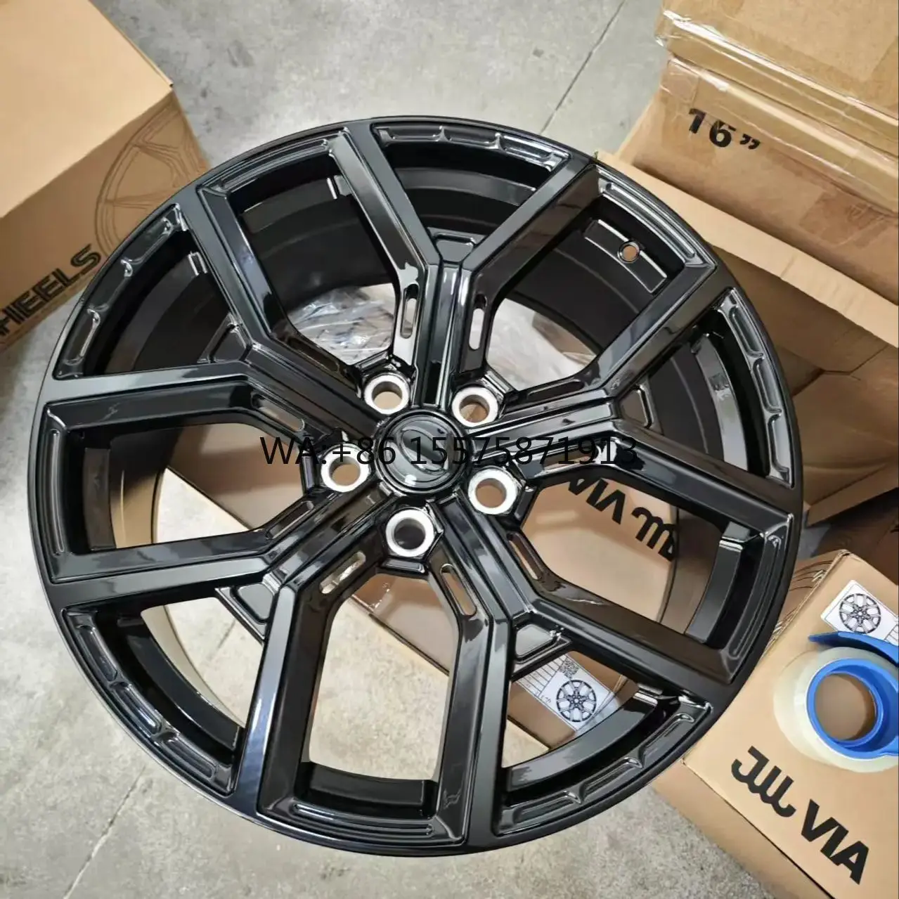For TP High Quaity SUV Car Wheel Rims 20*8.5j ET 38 PCD 120/112 5 Holes Gloss Black Passenger Car Wheels fit for Defender Tiguan
For TP High Quaity SUV Car Wheel Rims 20*8.5j ET 38 PCD 120/112 5 Holes Gloss Black Passenger Car Wheels fit for Defender Tiguan