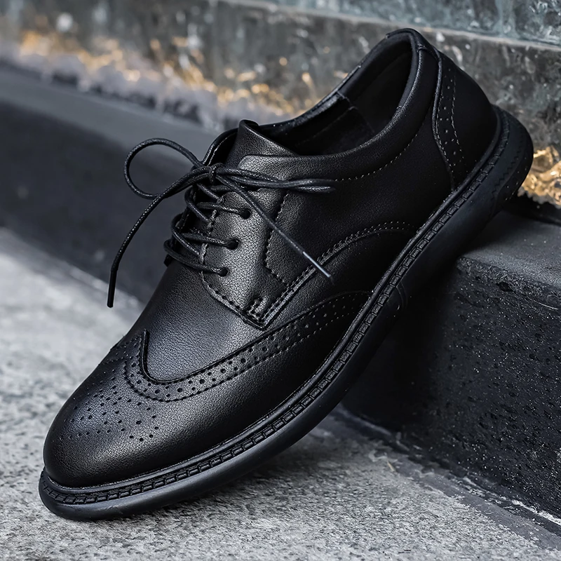Дизайнерские черные мужские кожаные туфли Элитный бренд Мужская повседневная обувь Свадебные формальные модельные туфли-оксфорды Рабочая обувь на платформе со шнуровкой 
Дизайнерские черные мужские кожаные туфли Элитный бренд Мужская повседневная обувь Свадебные формальные модельные туфли-оксфорды Рабочая обувь на платформе со шнуровкой