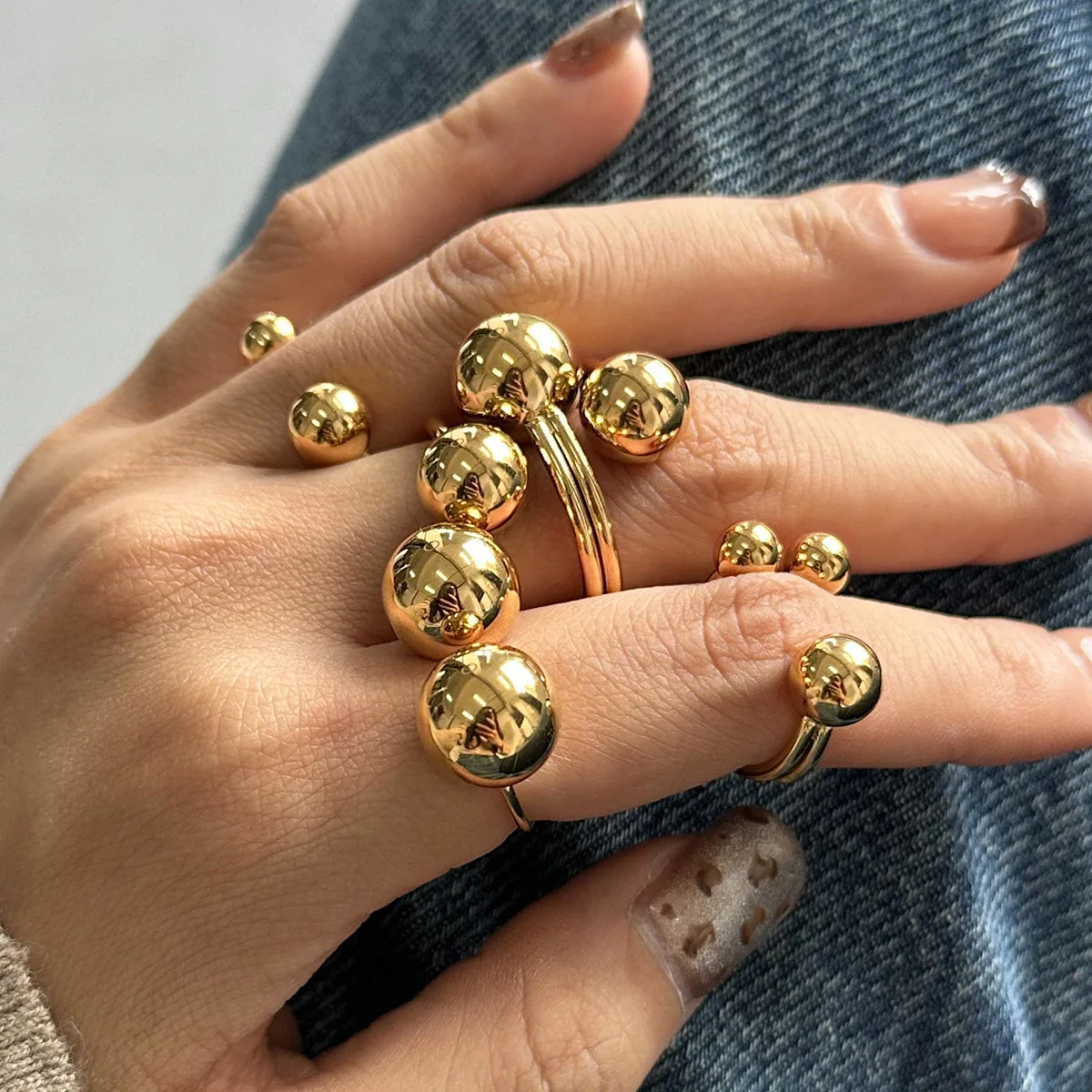 Stainless Steel Minimalist Gold Color Line Irregular Ball Open Adjustable Ring Simple Trendy for Women Daily Jewelry New
Stainless Steel Minimalist Gold Color Line Irregular Ball Open Adjustable Ring Simple Trendy for Women Daily Jewelry New