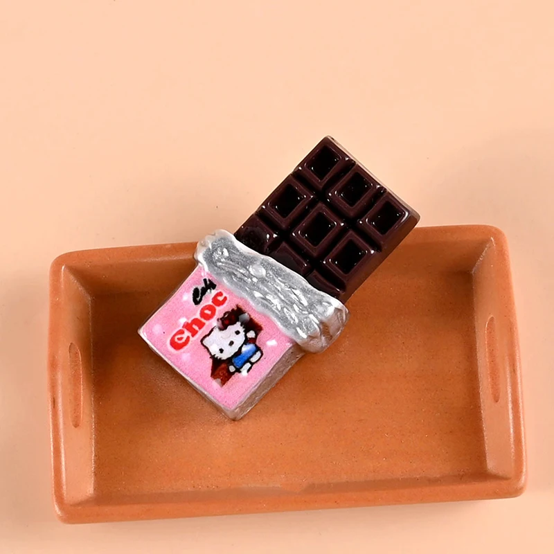1:12 Dollhouse Miniature Sanrio Hello Kitty Chocolate Food Toy Home Model Decor Toy Doll House Accessories
1:12 Dollhouse Miniature Sanrio Hello Kitty Chocolate Food Toy Home Model Decor Toy Doll House Accessories