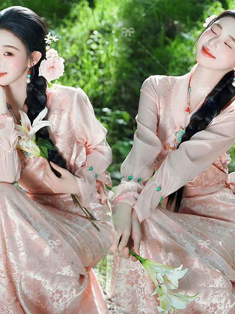 New Fashionable Tibetan Clothing Ethnic Long Skirt for Young Girls Travel Photography Tibetan Style Portrait Outfit
New Fashionable Tibetan Clothing Ethnic Long Skirt for Young Girls Travel Photography Tibetan Style Portrait Outfit