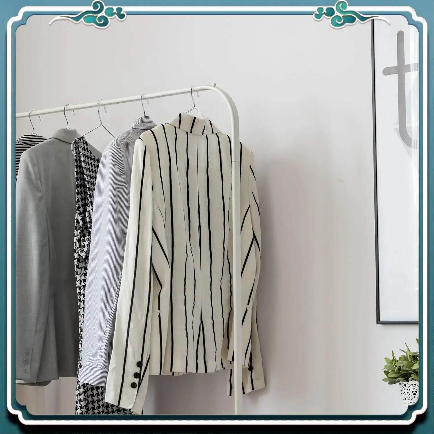Premium Hangers Stainless Steel 40 Cm 20Pcs Hangers For Clothes Standard Notched Hanger Space Saving
Premium Hangers Stainless Steel 40 Cm 20Pcs Hangers For Clothes Standard Notched Hanger Space Saving