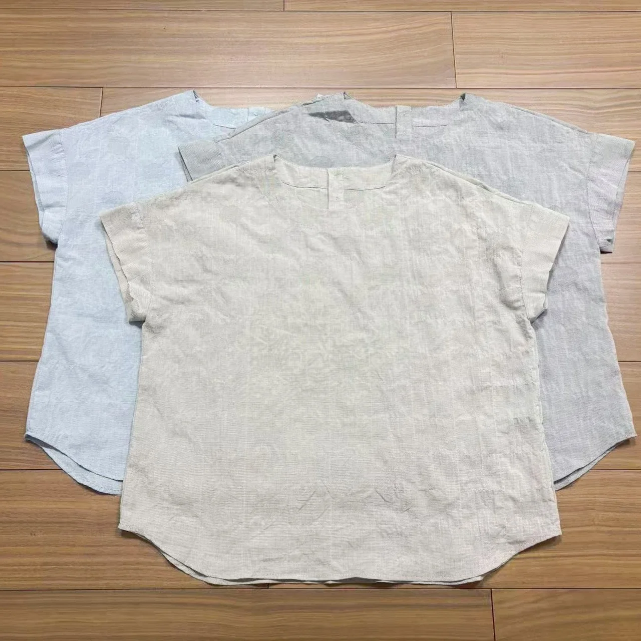 Floral Embroidery Short Sleeve Women's Cotton Shirt round Neck Pullover plus Size Slimming Top Summer New Style Sweet Style
Floral Embroidery Short Sleeve Women's Cotton Shirt round Neck Pullover plus Size Slimming Top Summer New Style Sweet Style