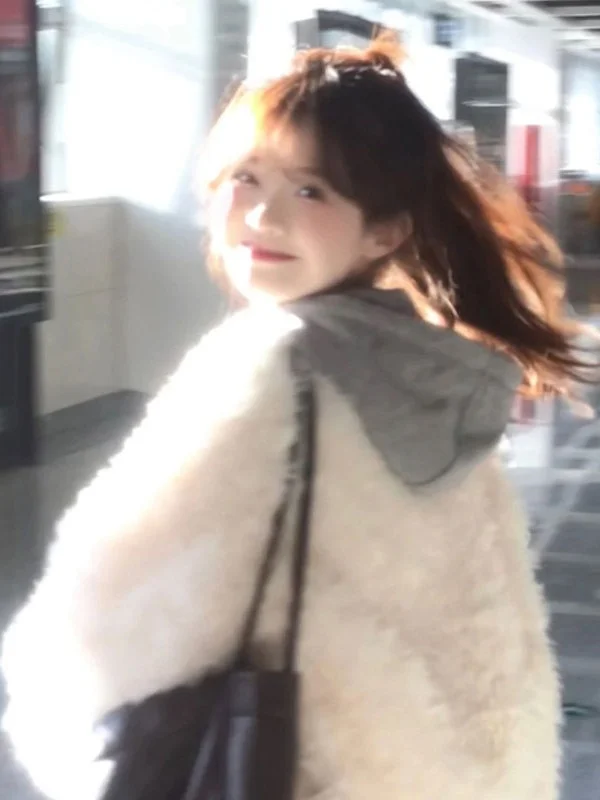 Chic Winter Woolen Coat with Hat Gentle Sle Beautiful Large Size Small Age Reduction Lovely Outerwear Korean Loose Fit Zipper
Chic Winter Woolen Coat with Hat Gentle Sle Beautiful Large Size Small Age Reduction Lovely Outerwear Korean Loose Fit Zipper