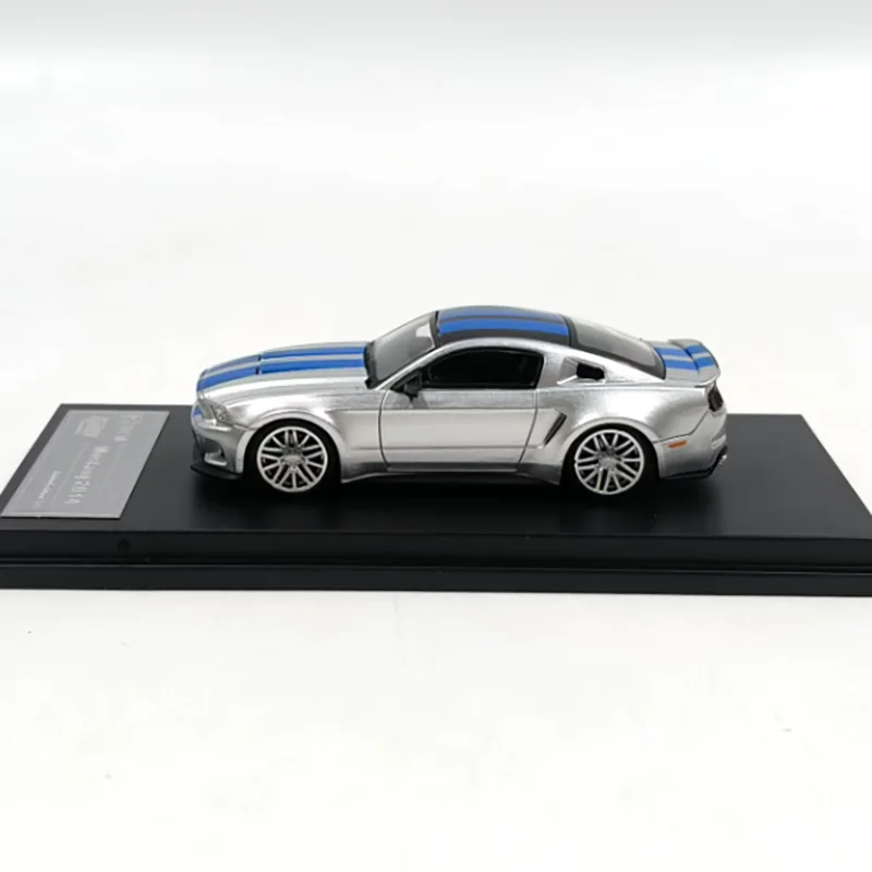 DCM 1/64 Scale Mustang GT 2014 NFS Silver Blue Alloy Car Model desktop decoration Collectibles souvenirs Adult gift
DCM 1/64 Scale Mustang GT 2014 NFS Silver Blue Alloy Car Model desktop decoration Collectibles souvenirs Adult gift