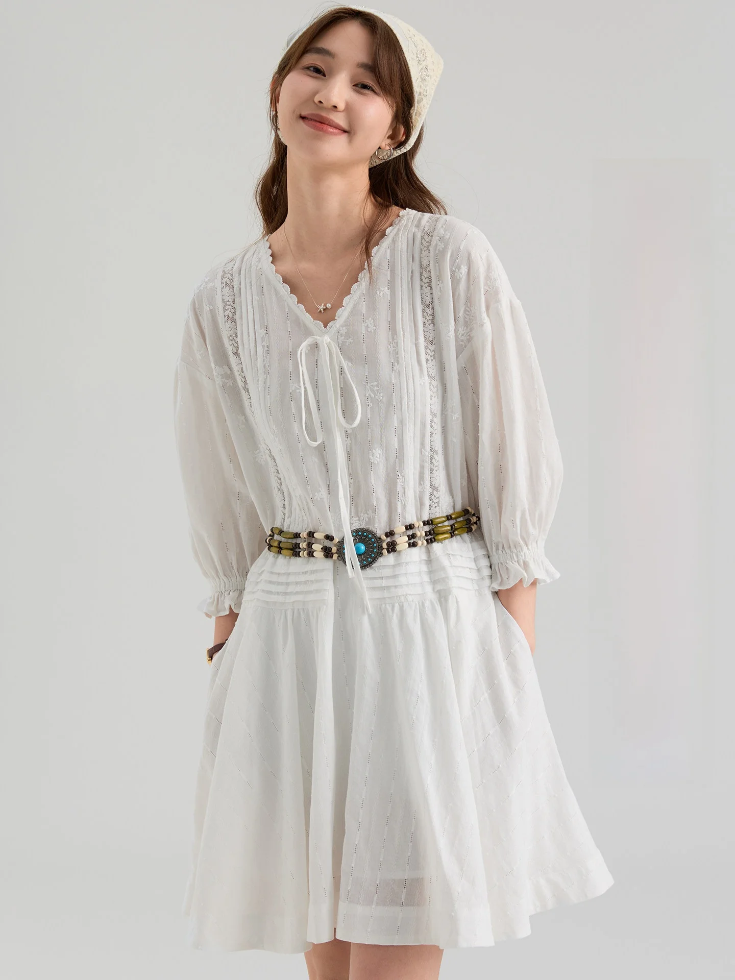 Drawwind V-neck Heavy Embroidery Cotton Dress Women Summer Loose Waist A-line Midi Skirt Korean Style City Commute Casual Travel
Drawwind V-neck Heavy Embroidery Cotton Dress Women Summer Loose Waist A-line Midi Skirt Korean Style City Commute Casual Travel
