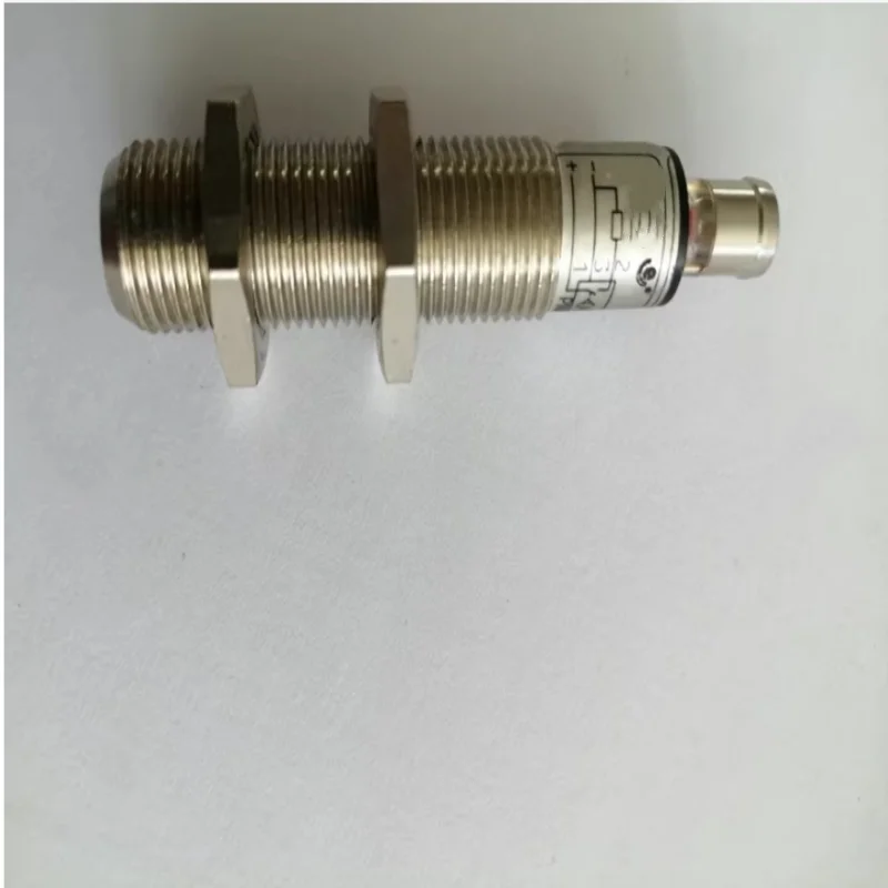 New Original Magnetic Switch 17127VY01 153262AFA 153262SAFA 171V62VY01 122MSV10G1G 122190MG 171271VY01 11427002
New Original Magnetic Switch 17127VY01 153262AFA 153262SAFA 171V62VY01 122MSV10G1G 122190MG 171271VY01 11427002