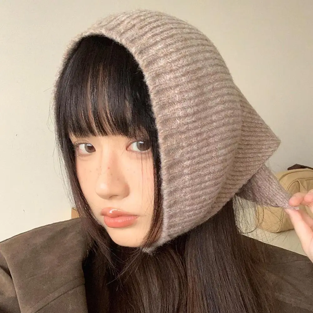 Ins Button Knitted Triangular Hair Scarf Autumn Winter Casual Versatile Sweet Pullover Hats For Women Warm Protection Headwrap
Ins Button Knitted Triangular Hair Scarf Autumn Winter Casual Versatile Sweet Pullover Hats For Women Warm Protection Headwrap
