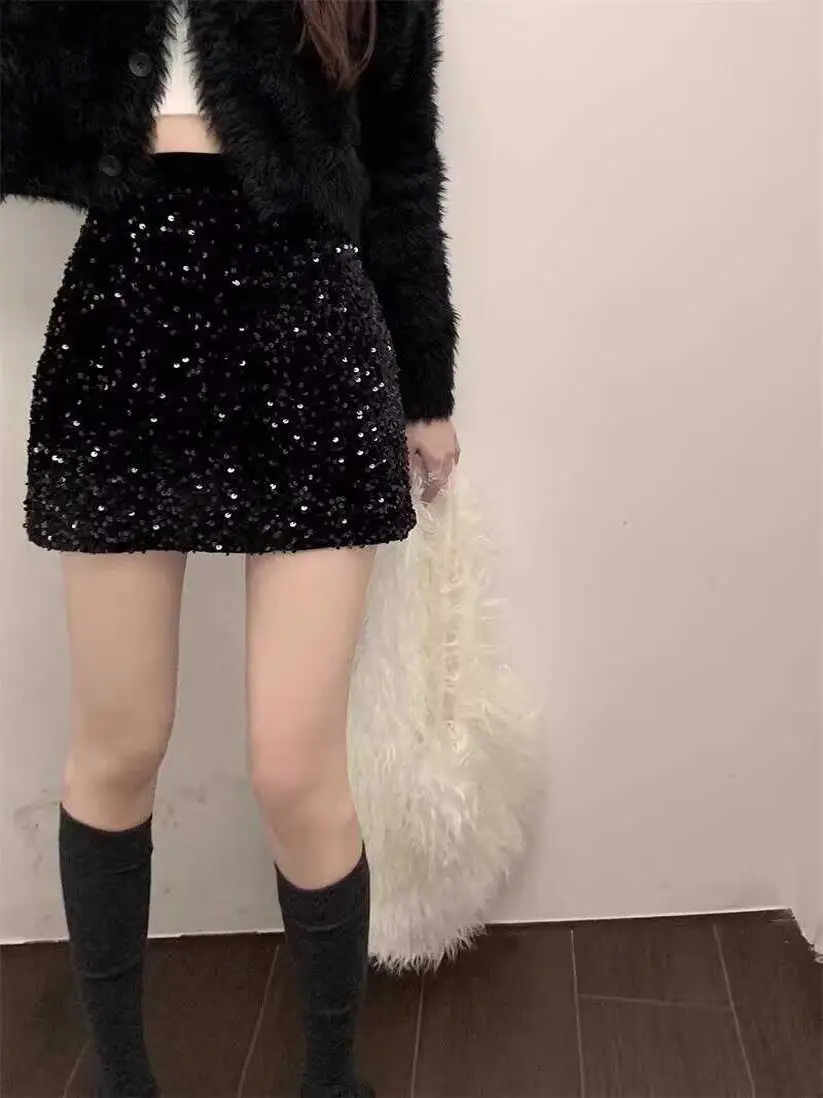 Блестящая юбка трапециевидной формы с высокой талией, женская осенне-зимняя утягивающая юбка больших размеров, милая студенческая юбка
Блестящая юбка трапециевидной формы с высокой талией, женская осенне-зимняя утягивающая юбка больших размеров, милая студенческая юбка