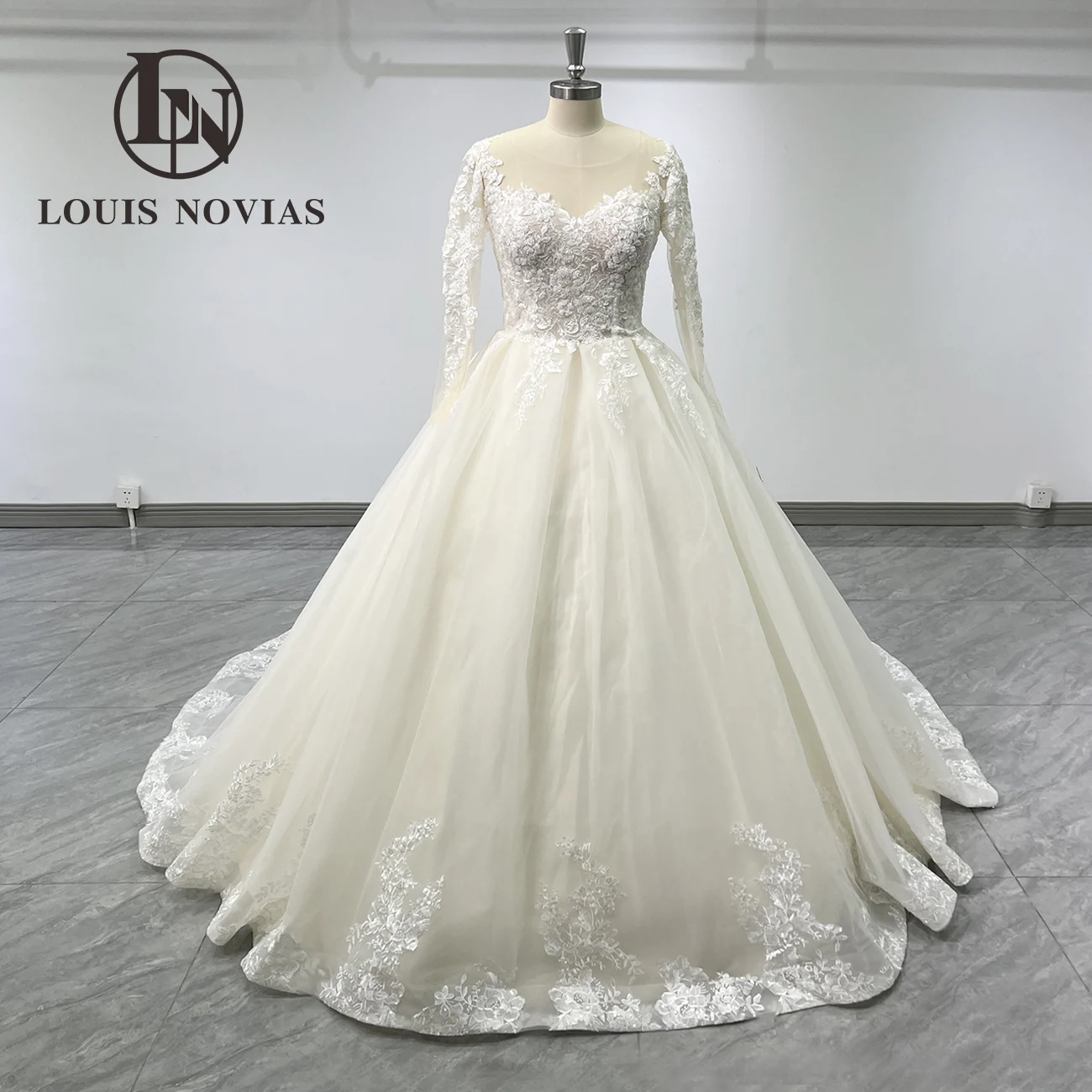LOUIS NOVIAS изысканное свадебное платье с настоящими фотографиями, кружевное свадебное платье с аппликацией из бисера, Vestidos De Novia
LOUIS NOVIAS изысканное свадебное платье с настоящими фотографиями, кружевное свадебное платье с аппликацией из бисера, Vestidos De Novia