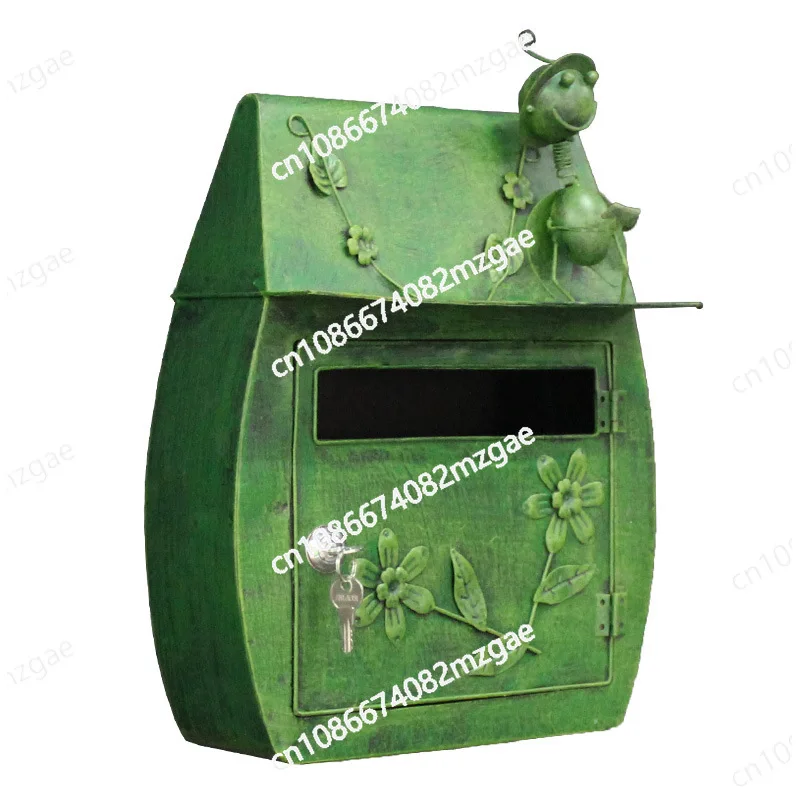 mailbox metal wall-mounted mailbox, retro handmade creative home crafts 
mailbox metal wall-mounted mailbox, retro handmade creative home crafts