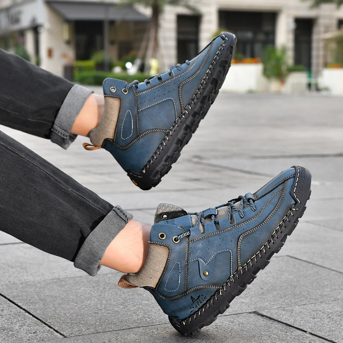 Мужские повседневные кожаные кроссовки ручной работы, дышащие кожаные ботинки, высокие ботинки для активного отдыха, нескользящие мужские походные ботинки
Мужские повседневные кожаные кроссовки ручной работы, дышащие кожаные ботинки, высокие ботинки для активного отдыха, нескользящие мужские походные ботинки