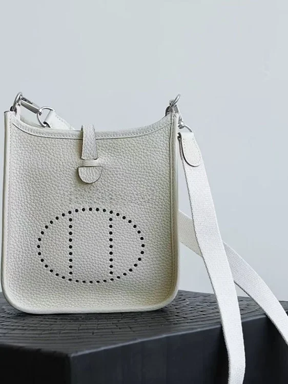 Crossbody oulder Bag Hand Sewn TC Leather Gold Recommendation Ele Pure Color Soft Cowhide Faionable Daily Use
Crossbody oulder Bag Hand Sewn TC Leather Gold Recommendation Ele Pure Color Soft Cowhide Faionable Daily Use
