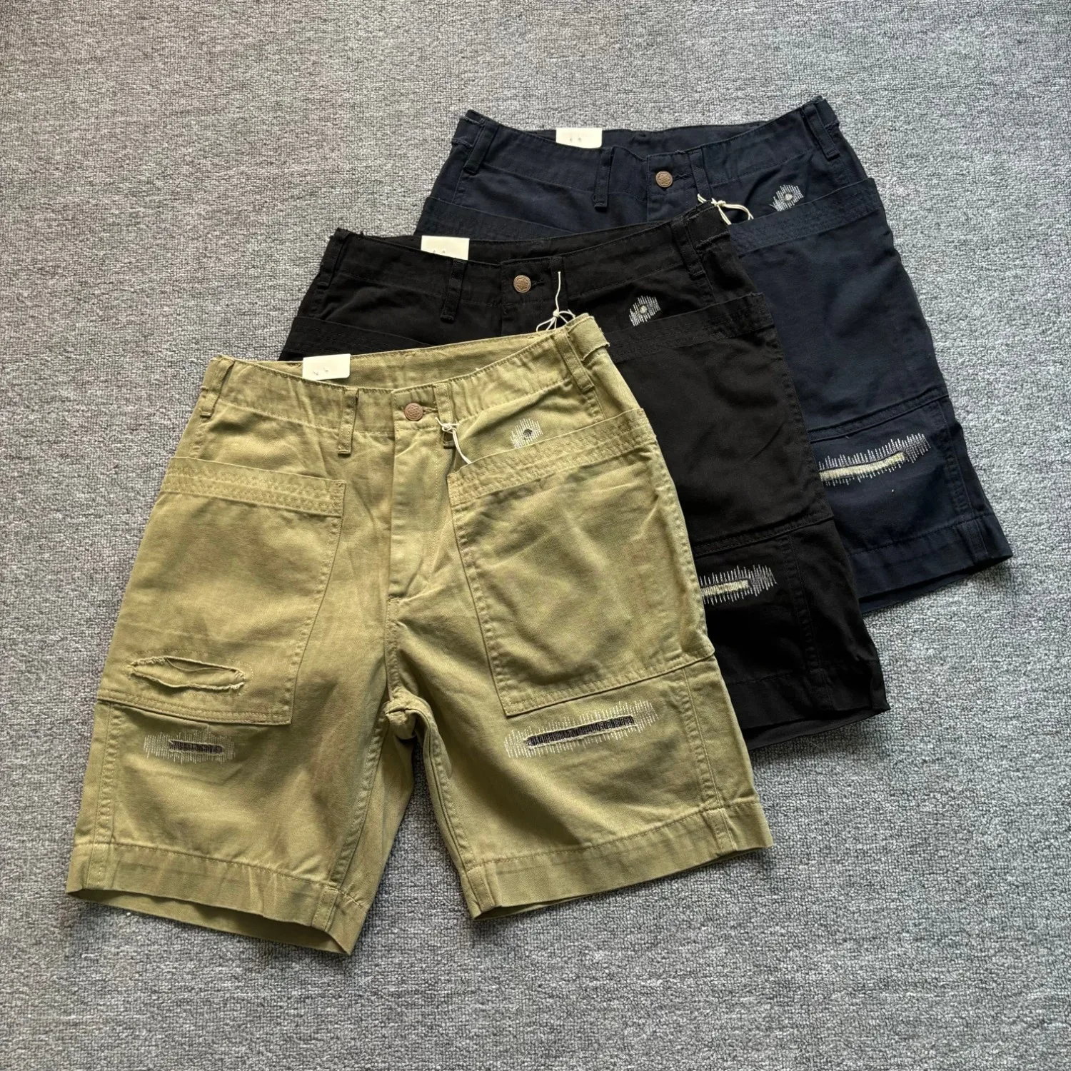 100% cotton summer new style retro personalized patch patch shorts men's casual woven mid-pants five-quarter pants
100% cotton summer new style retro personalized patch patch shorts men's casual woven mid-pants five-quarter pants