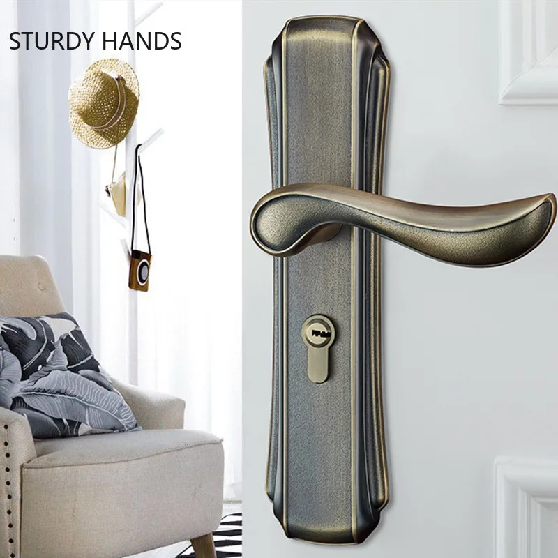 European Style Aluminum Alloy Door Handle Lock High Quality Security Door Lock Bedroom Silent Deadbolt Lock Furniture Hardware
European Style Aluminum Alloy Door Handle Lock High Quality Security Door Lock Bedroom Silent Deadbolt Lock Furniture Hardware