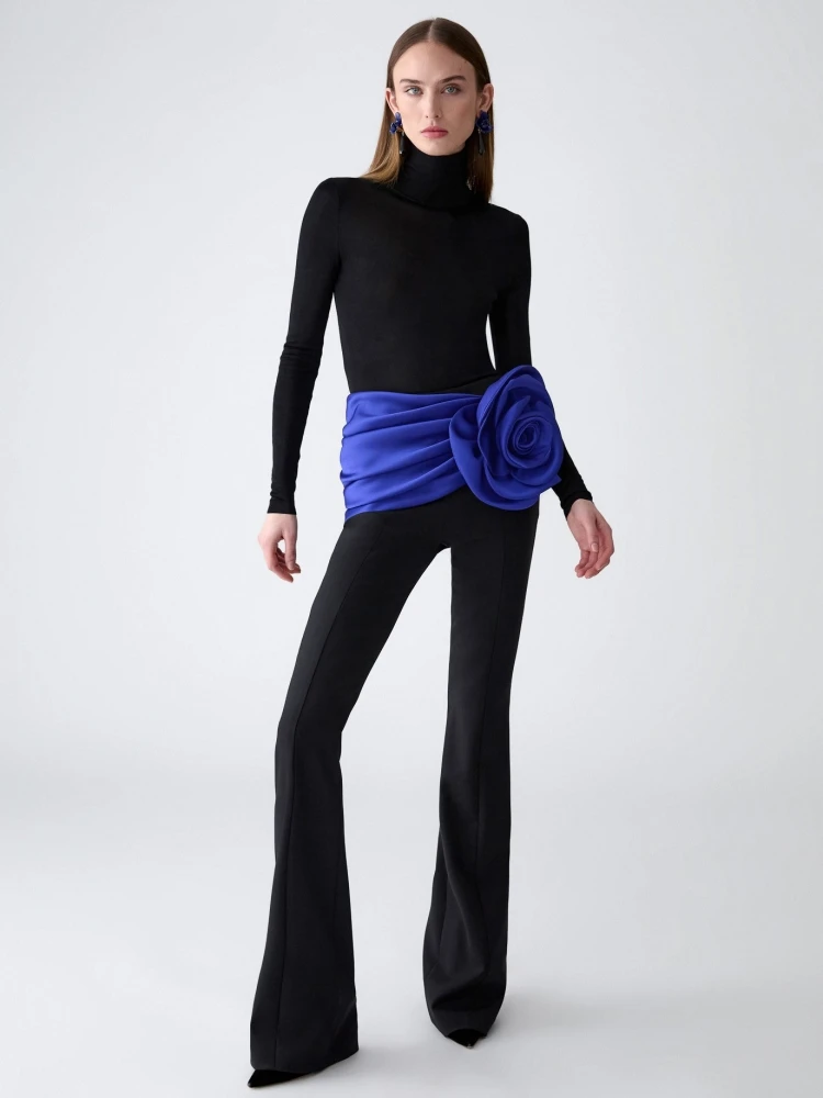Women Pants Three Piece Set Women Turtleneck Long Sleeve Top + Flare Pants With Flower Belt Pants Suits Evening Party Cocktail
Women Pants Three Piece Set Women Turtleneck Long Sleeve Top + Flare Pants With Flower Belt Pants Suits Evening Party Cocktail