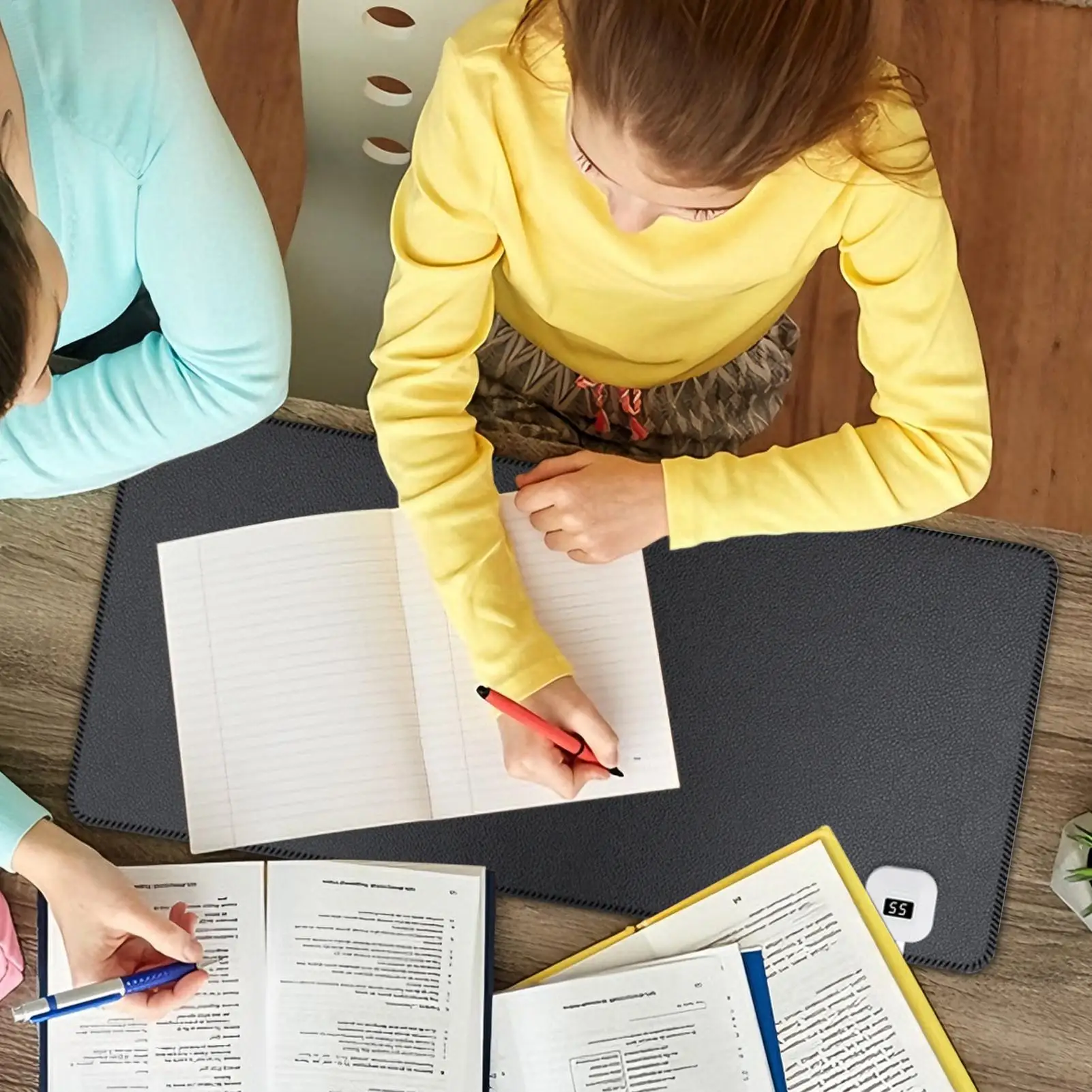 Heated Desk Pad Electric Fast Heating Keyboard Mat Heated Mouse Pad for Office Home Computer Winter Cold Weather Study Apartment
Heated Desk Pad Electric Fast Heating Keyboard Mat Heated Mouse Pad for Office Home Computer Winter Cold Weather Study Apartment