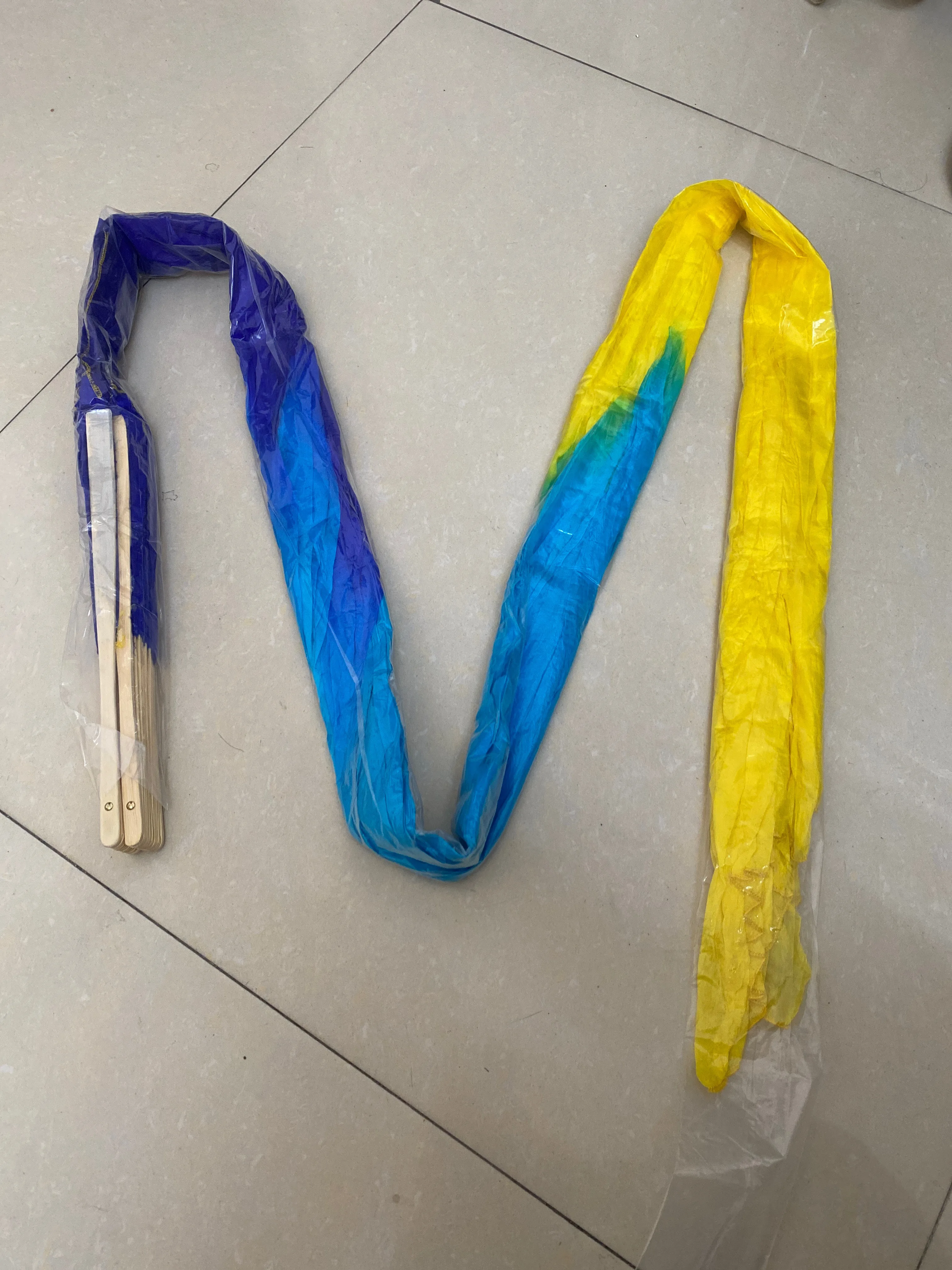 Custom product 100% Real Silk Fans Belly Dance Long Fans
Custom product 100% Real Silk Fans Belly Dance Long Fans