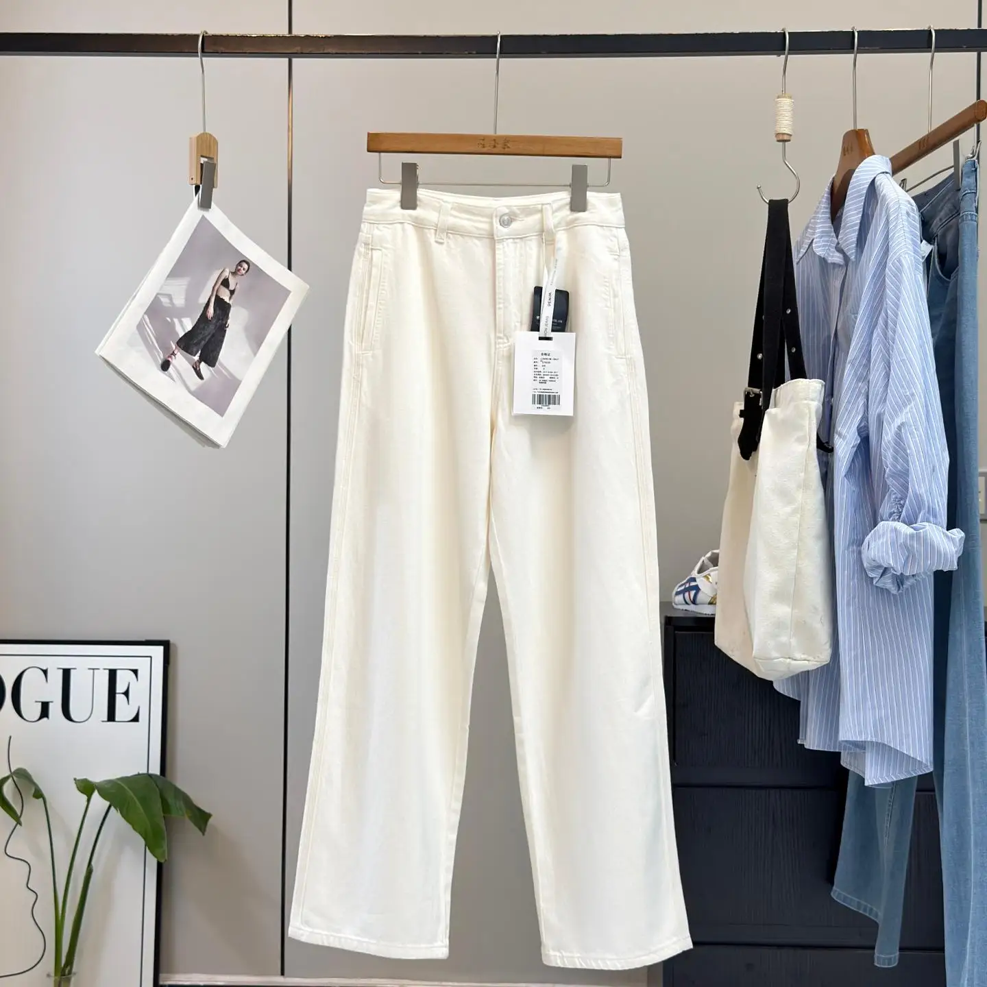 Comfortable Soft Cotton Blend Breathable Slimming Women's High Waist Straight Leg Knife Denim Jeans Spring Summer
Comfortable Soft Cotton Blend Breathable Slimming Women's High Waist Straight Leg Knife Denim Jeans Spring Summer