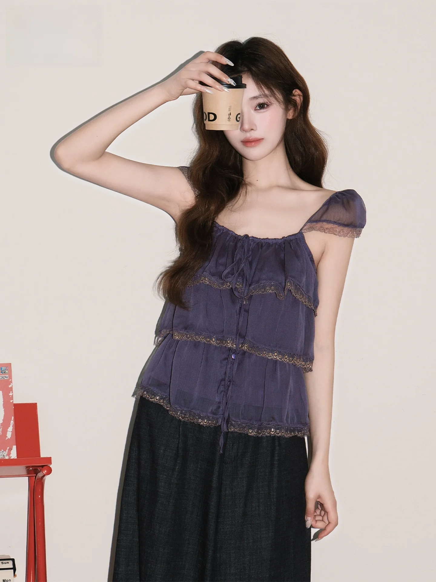 Summer New Purple Lace Bell Sleeve Square Collar Women's Top Sweet High-End Feel Casual Style Loose Fit Short Sleeve Shirt
Summer New Purple Lace Bell Sleeve Square Collar Women's Top Sweet High-End Feel Casual Style Loose Fit Short Sleeve Shirt