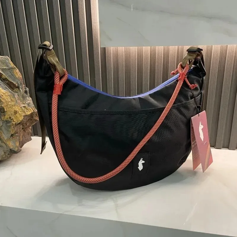 8L2026 Women's Nylon Crossbody Shoulder Bag, Color-Block Design, Dumpling Bag, Simple and Lightweight
8L2026 Women's Nylon Crossbody Shoulder Bag, Color-Block Design, Dumpling Bag, Simple and Lightweight