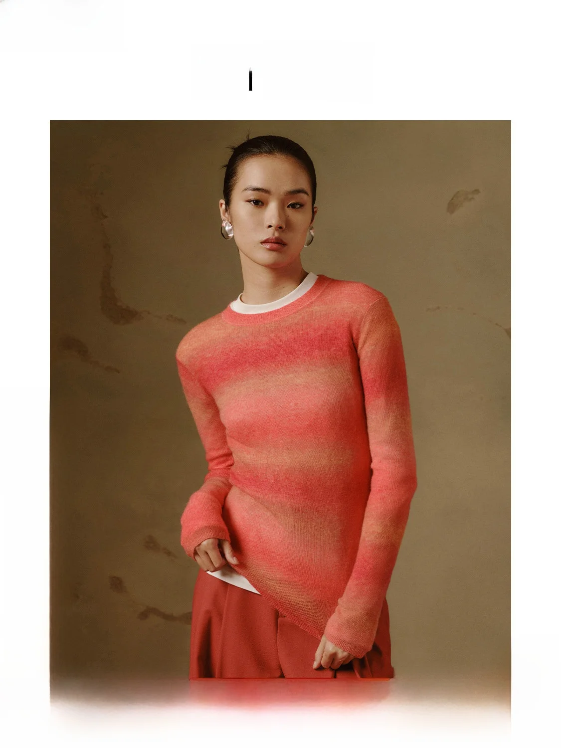 ZhiZhi Yifeng round Neck Knitted Sweater Women's Thin Gradient Color Active Orange Winter Long Sleeve Regular Length Commute
ZhiZhi Yifeng round Neck Knitted Sweater Women's Thin Gradient Color Active Orange Winter Long Sleeve Regular Length Commute