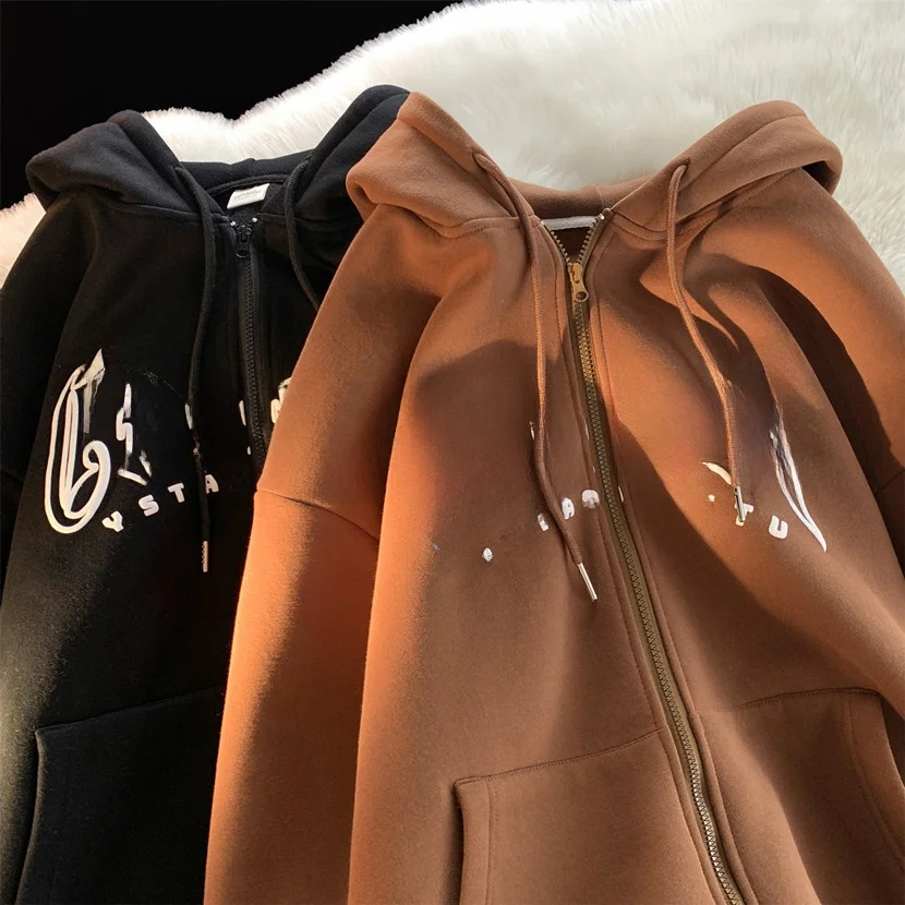 Spring Autumn Men's Cardigan Sweatirt Foamed Print Hooded Jaet American Retro Casual Sports Wear Top Quali Streetwear
Spring Autumn Men's Cardigan Sweatirt Foamed Print Hooded Jaet American Retro Casual Sports Wear Top Quali Streetwear