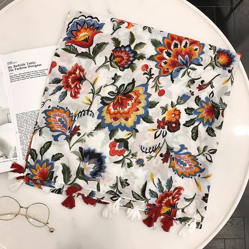 2026 Bohemian floral print neck scarves women spring autumn Korean fashion elegant ethnic neckerchief hijab headscarf
2026 Bohemian floral print neck scarves women spring autumn Korean fashion elegant ethnic neckerchief hijab headscarf