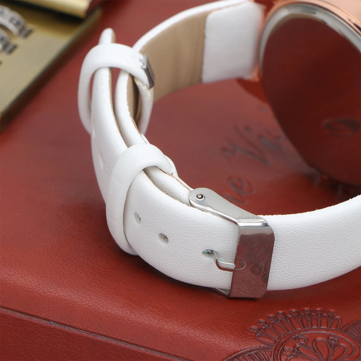 Women'S Dial Quartz Wristwatch Elegant Band Fashion Dress Watch For Gift Stainless Steel Buckle Valentine
Women'S Dial Quartz Wristwatch Elegant Band Fashion Dress Watch For Gift Stainless Steel Buckle Valentine