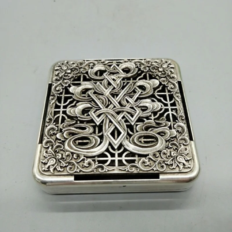 Antique Copperware Collection White Copper Gilded Silver Hollow Ink Box Four Treasures of the Study Calligraphy Supplies Copper
Antique Copperware Collection White Copper Gilded Silver Hollow Ink Box Four Treasures of the Study Calligraphy Supplies Copper
