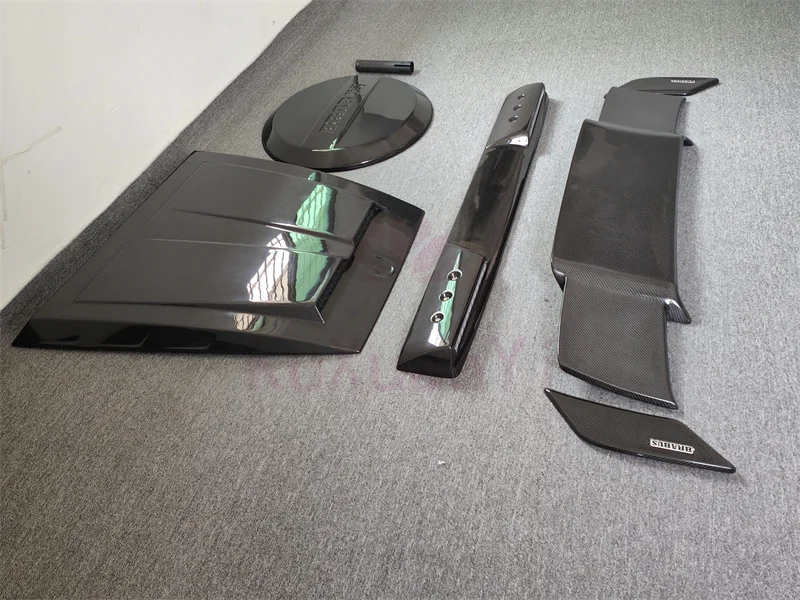Dry carbon fiber B-style engine hood front spoiler spare wheel cover rear spoiler for G-class W464 G800 body kit
Dry carbon fiber B-style engine hood front spoiler spare wheel cover rear spoiler for G-class W464 G800 body kit