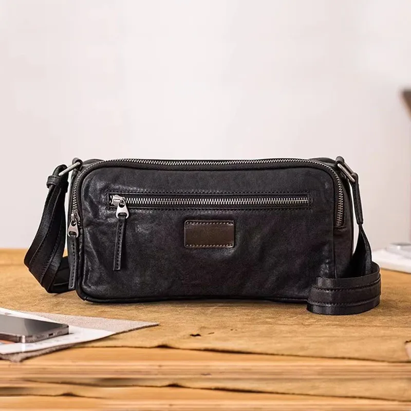 AETOO Leather men's crossbody bag head layer plant tanned cow leather shoulder bag retro fashion casual all-in-one pillow bag me
AETOO Leather men's crossbody bag head layer plant tanned cow leather shoulder bag retro fashion casual all-in-one pillow bag me