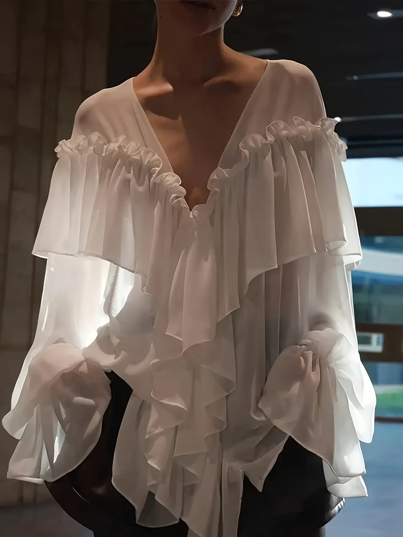 Summer Women's Clothing Sheer Chiffon Long Sleeve Blouse Tops Deep Cowl Neck Lantern Sleeves Loose Shirt Lightweight Polyester
Summer Women's Clothing Sheer Chiffon Long Sleeve Blouse Tops Deep Cowl Neck Lantern Sleeves Loose Shirt Lightweight Polyester