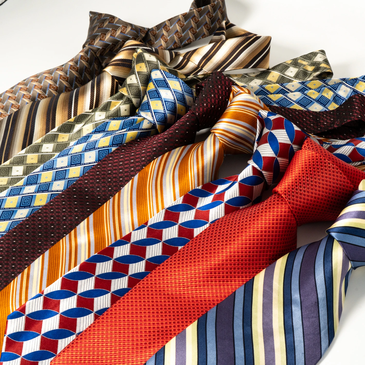 Men 10cm Wide 100% Real Silk Printed Tie Luxury Gentleman Formal Necktie Premium Fabric For Business Wedding Party
Men 10cm Wide 100% Real Silk Printed Tie Luxury Gentleman Formal Necktie Premium Fabric For Business Wedding Party
