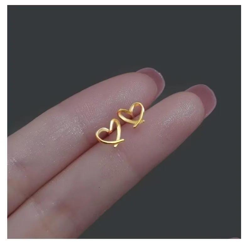 1pair S925 Sterling Silver Hollow Heart Cartilage Earring Minimalist Style 18k Gold Plated Piercing Stud Earrings Jewelry Gifts
1pair S925 Sterling Silver Hollow Heart Cartilage Earring Minimalist Style 18k Gold Plated Piercing Stud Earrings Jewelry Gifts