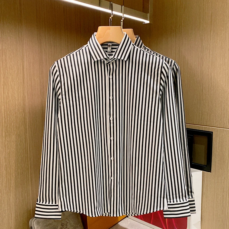 Art Style Men's Stripe Long Sleeve Shirts Autumn Korean Shirt Man Fashion Casual Oversize Shirt Coat Quality Clothing 2024 Q76
Art Style Men's Stripe Long Sleeve Shirts Autumn Korean Shirt Man Fashion Casual Oversize Shirt Coat Quality Clothing 2024 Q76