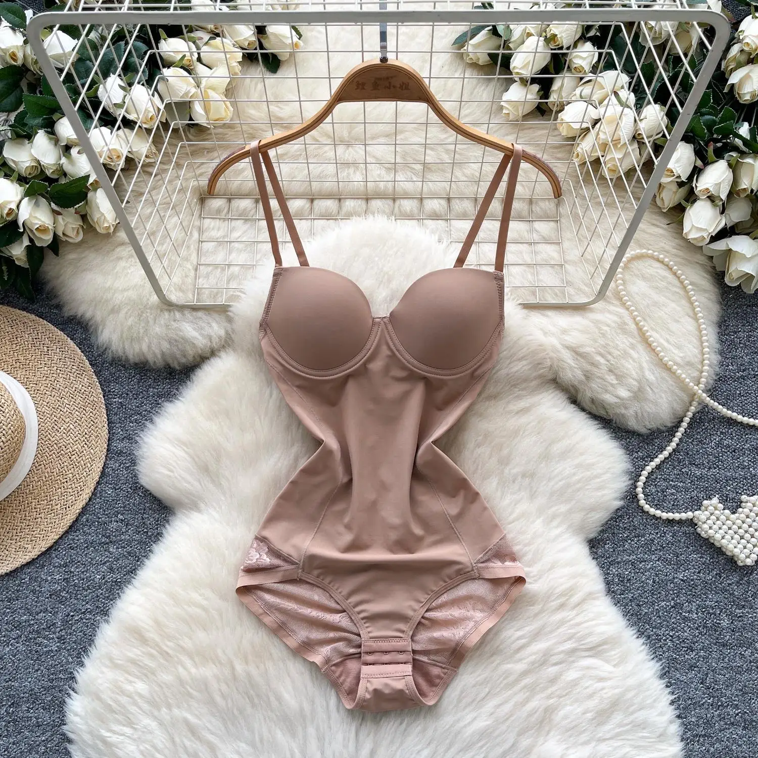 Сексуальный цельный костюм для похудения, женские осенние модные брюки с высокой талией и бриллиантами, прямые брюки из смеси хлопка
Сексуальный цельный костюм для похудения, женские осенние модные брюки с высокой талией и бриллиантами, прямые брюки из смеси хлопка