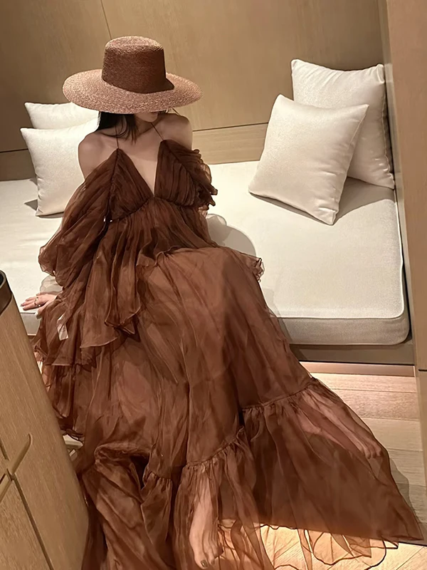 Retro Deep V Backless Lantern Sleeve Half Skirt Long Set Women's Fashion Ensemble with Gathers And Flounce Hem for Spring Eve...
Retro Deep V Backless Lantern Sleeve Half Skirt Long Set Women's Fashion Ensemble with Gathers And Flounce Hem for Spring Eve...