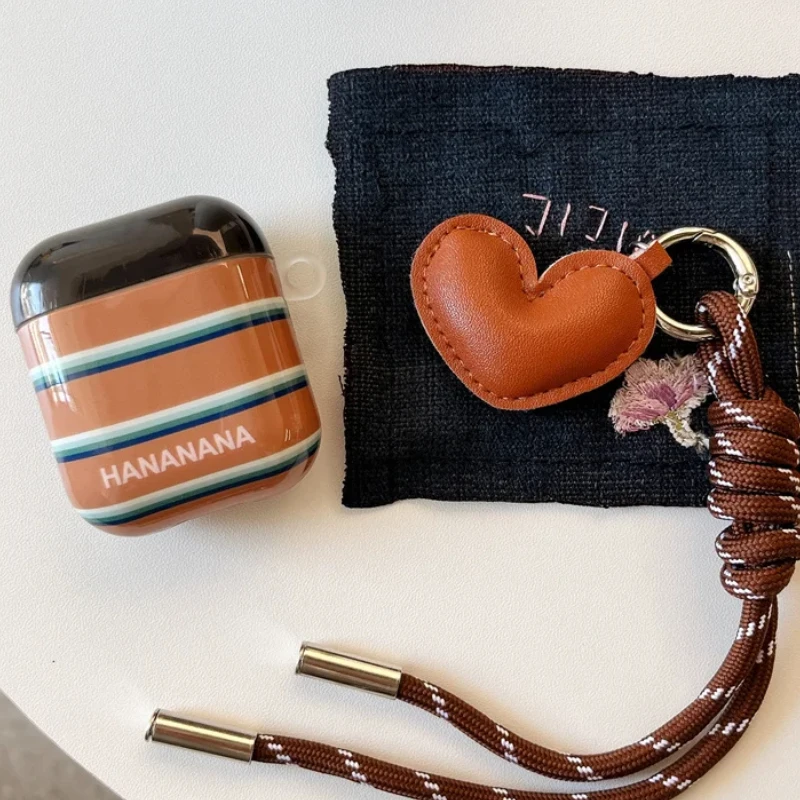 Korean Color Stripes Earphone Case For Apple Airpods Pro 2 4 3 Cover with Love Charm Strap Silicone Charging Cases For Airpod 4
Korean Color Stripes Earphone Case For Apple Airpods Pro 2 4 3 Cover with Love Charm Strap Silicone Charging Cases For Airpod 4