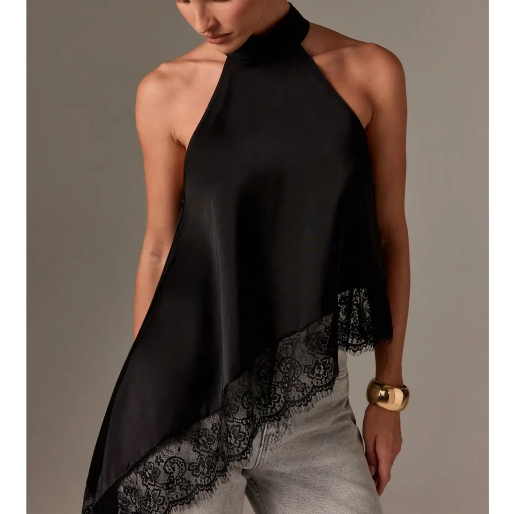 Satin Suspender Stitching Lace Halter Top Summer Women's Fashion Solid Color Sleeveless Irregular Top Ropa Mujer Y2k Clothes
Satin Suspender Stitching Lace Halter Top Summer Women's Fashion Solid Color Sleeveless Irregular Top Ropa Mujer Y2k Clothes