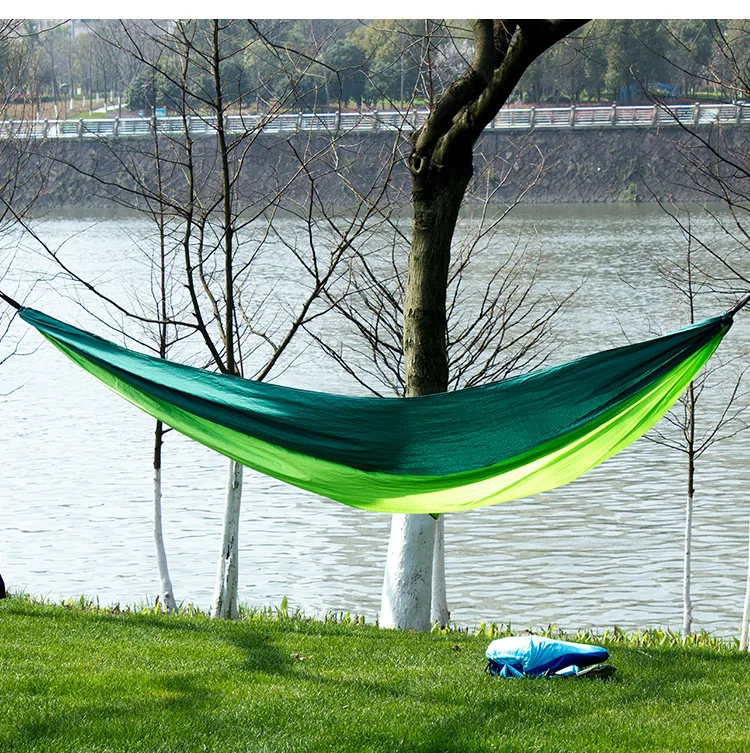 Portable outdoor camping hammock, suitable for backpacking, beach, backyard, garden, hiking, all seasons.portable bed 270X140CM
Portable outdoor camping hammock, suitable for backpacking, beach, backyard, garden, hiking, all seasons.portable bed 270X140CM