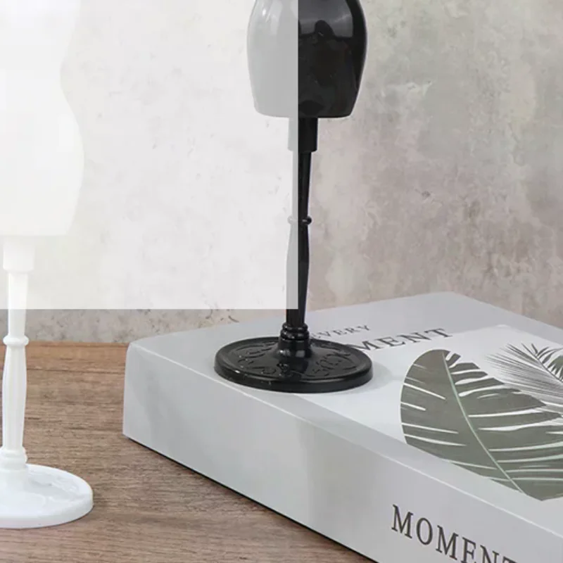 1set 1:6 Dollhouse Miniature Mannequin Coat Hanger Skirt Support Wedding Mannequin Stand Humanoid Model Toy
1set 1:6 Dollhouse Miniature Mannequin Coat Hanger Skirt Support Wedding Mannequin Stand Humanoid Model Toy