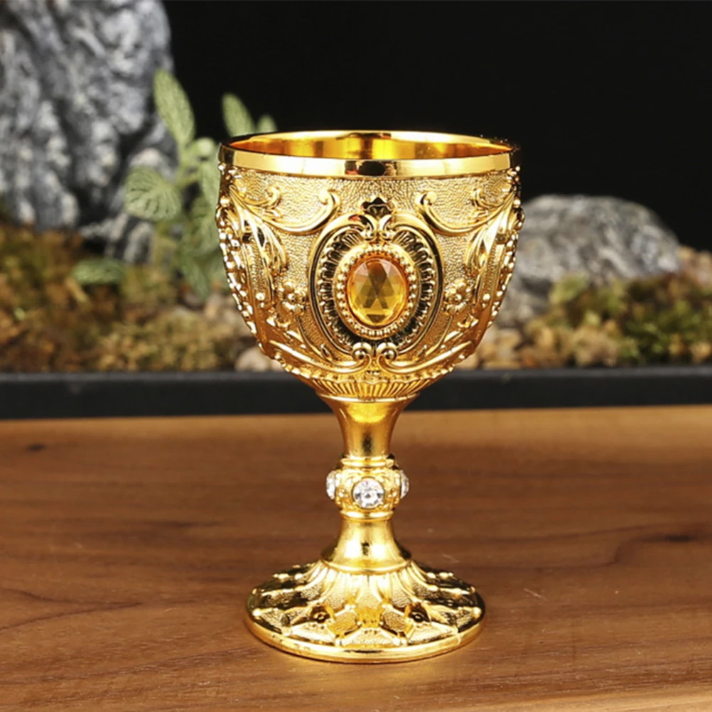 2Pcs Elegant European Style Liquor Cup Antique Design Small Whiskey Glass Portable Retro Wine Cup For Home Office
2Pcs Elegant European Style Liquor Cup Antique Design Small Whiskey Glass Portable Retro Wine Cup For Home Office