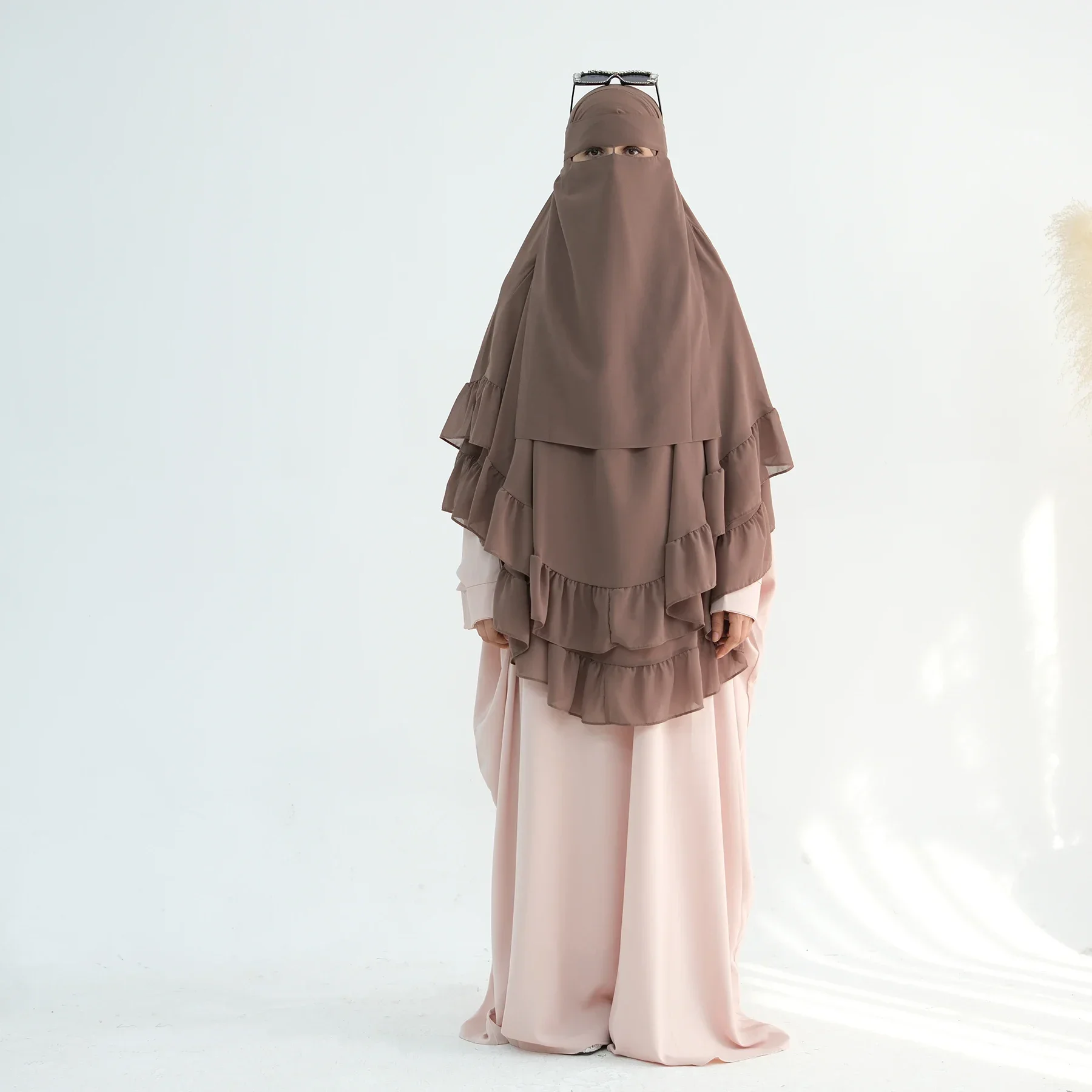 Ид с оборками, 2-слойный длинный хиimar, шарф-хиджаб, мусульманская женская молитвенная одежда, исламская Джалабия Берqa, Абая, хиджабы, никаб, халат Рамадана
Ид с оборками, 2-слойный длинный хиimar, шарф-хиджаб, мусульманская женская молитвенная одежда, исламская Джалабия Берqa, Абая, хиджабы, никаб, халат Рамадана